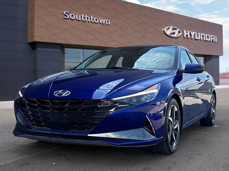 2022 Hyundai Elantra