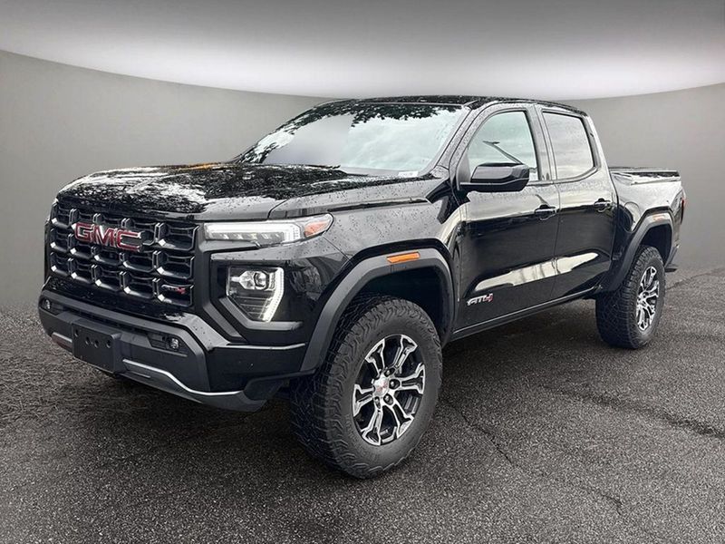 2023 GMC Canyon
