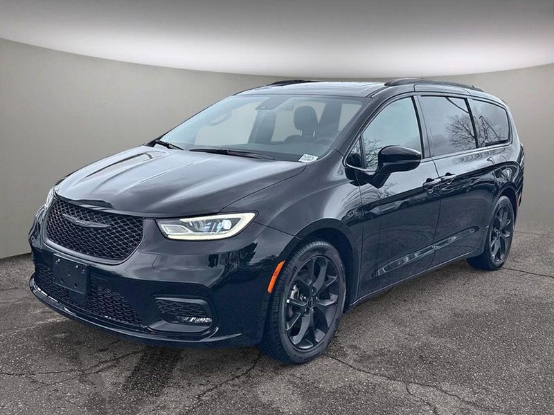 2024 Chrysler Pacifica