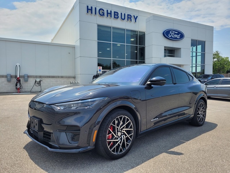 2022 Ford Mustang Mach-E