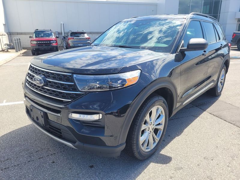 2020 Ford Explorer