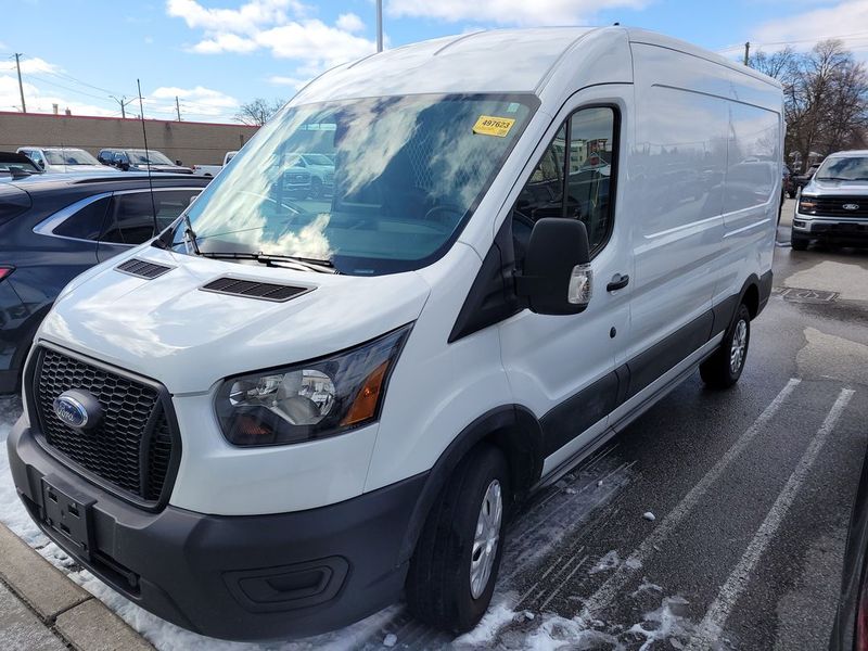 2023 Ford Transit-250