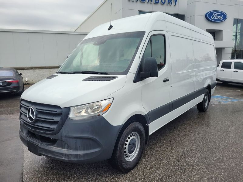 2023 Mercedes-Benz Sprinter 2500