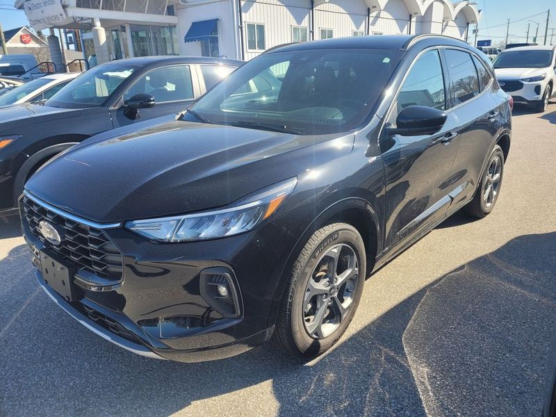 2023 Ford Escape