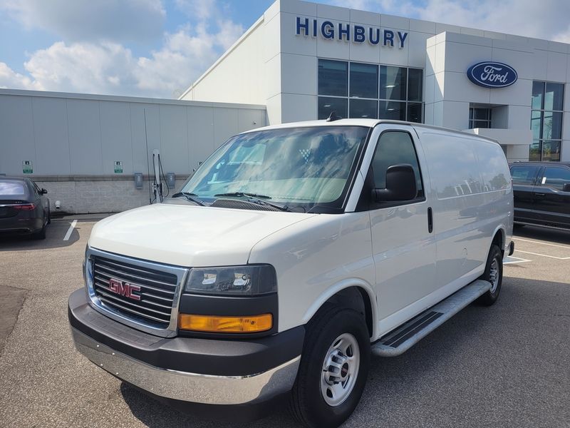 2023 GMC Savana 2500
