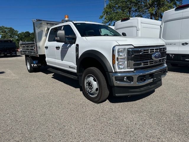 2025 Ford Chassis Cab