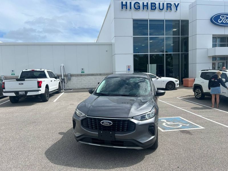 2025 Ford Escape