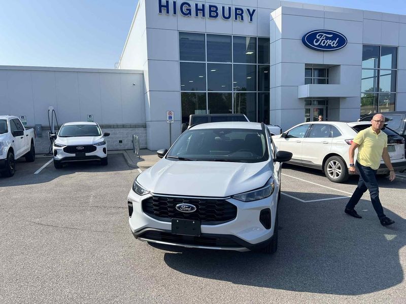 2025 Ford Escape
