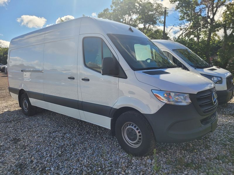 2023 Mercedes-Benz Sprinter 2500