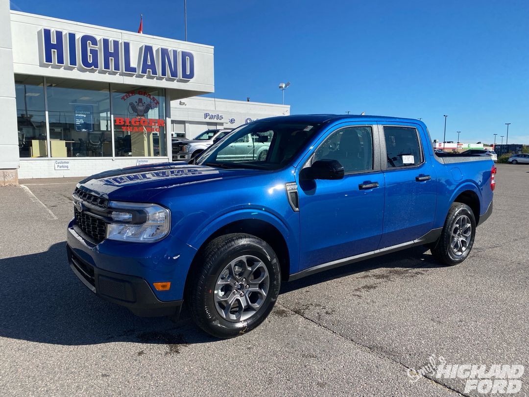 New 2024 Ford Maverick XLT #TP128 Sault Ste. Marie, ON | Highland Ford