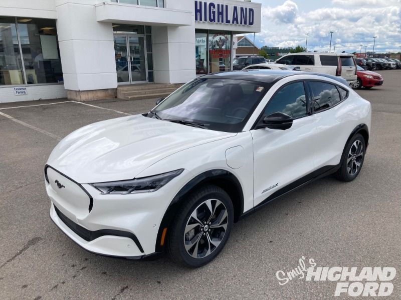New 2023 Ford Mustang MachE Premium MN002 Sault Ste. Marie, ON