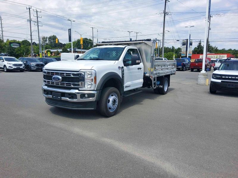 2024 Ford Super Duty F-550 DRW