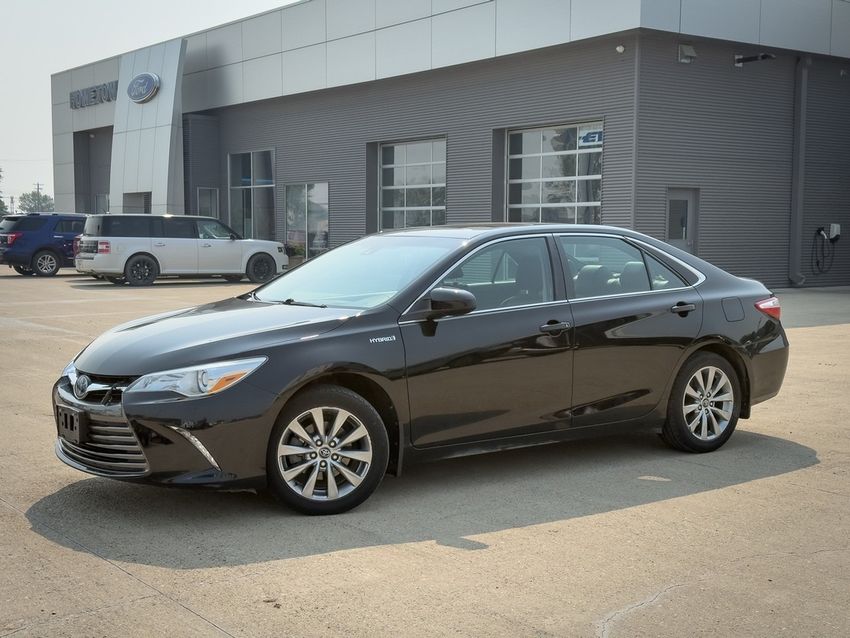2017 Toyota Camry Hybrid