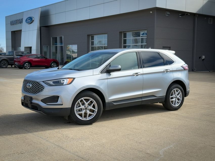 2023 Ford Edge