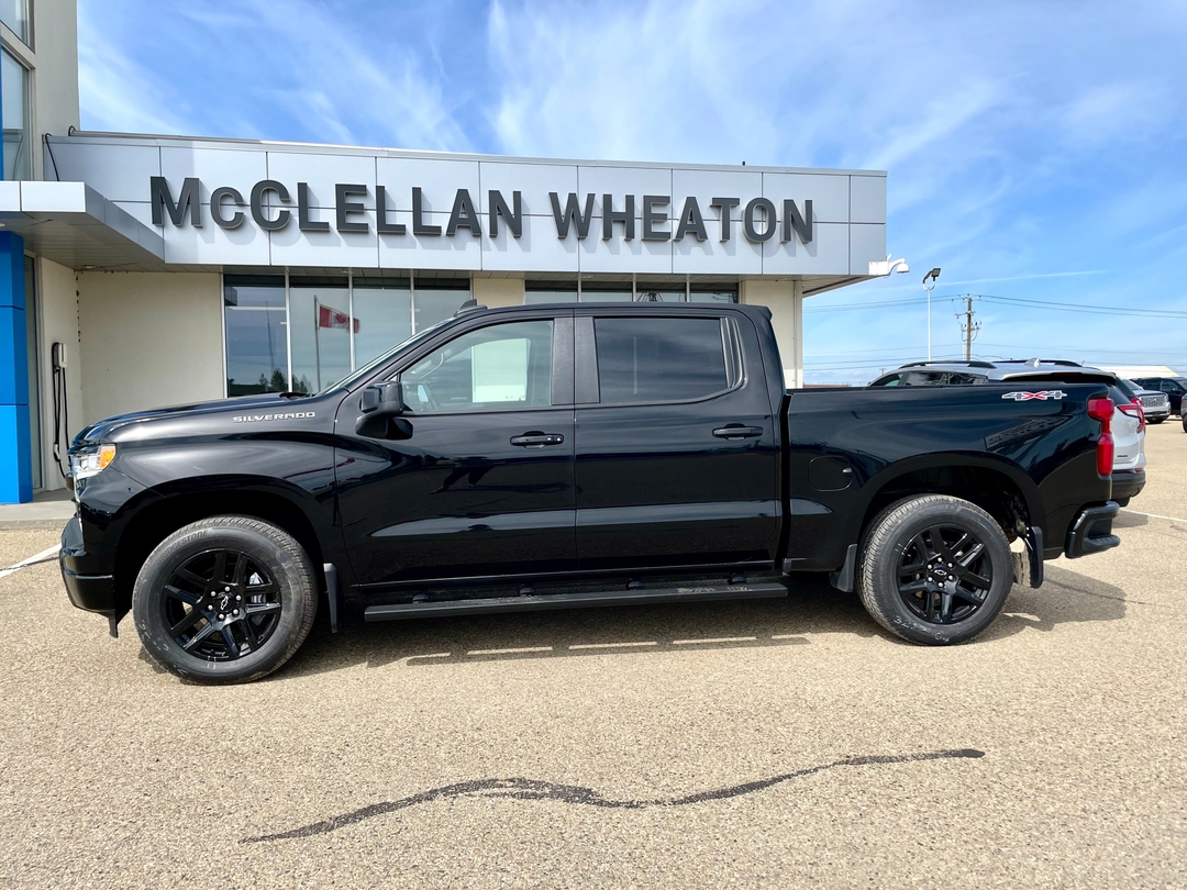 2024 Chevrolet Silverado 1500 RST Crew Cab 4WD