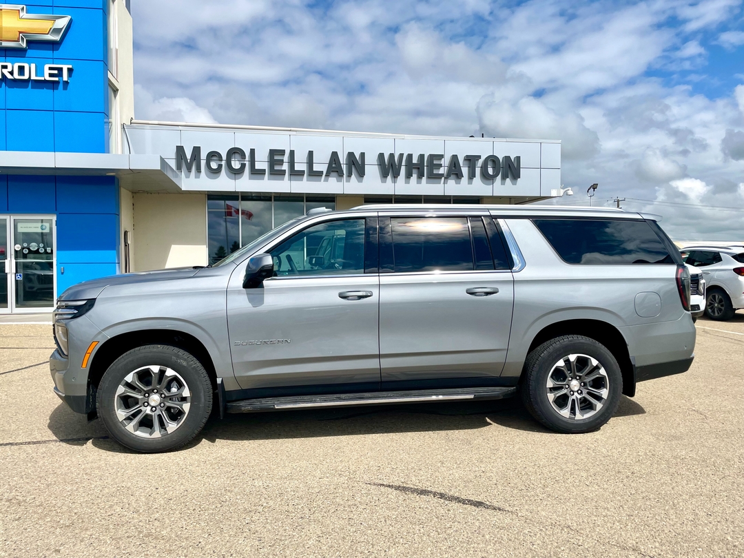 2026 Chevrolet Suburban LT 4WD