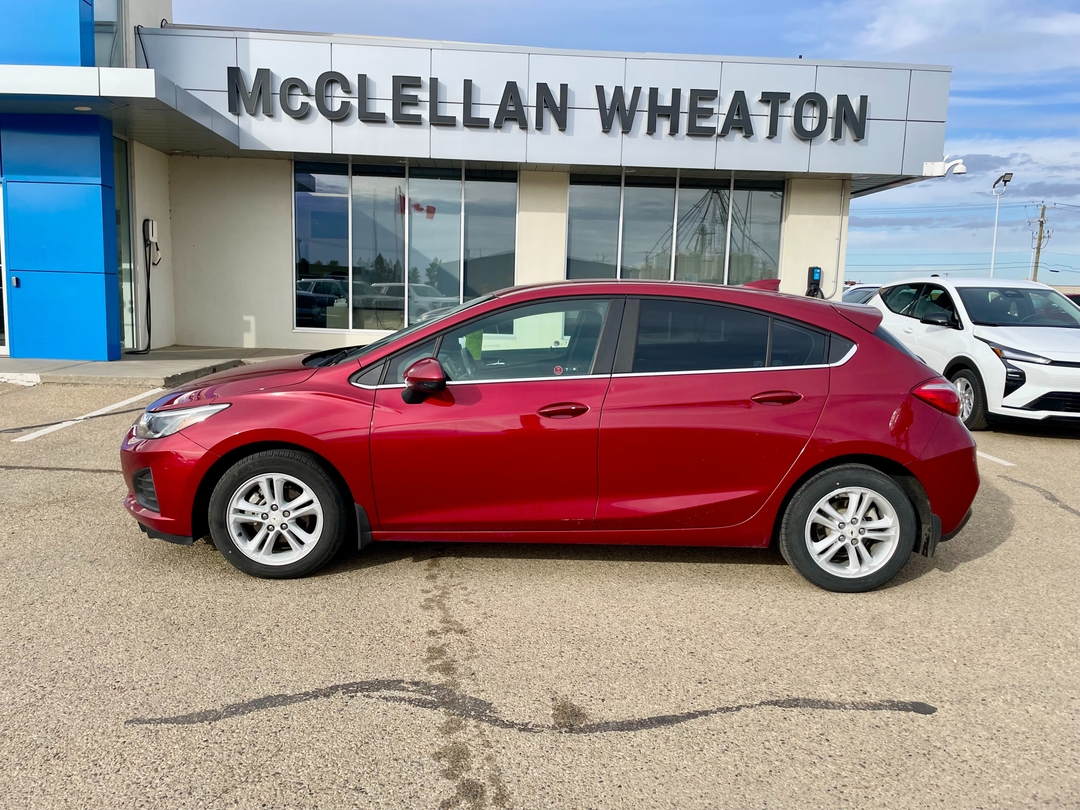 2019 Chevrolet Cruze LT Diesel Hatchback FWD