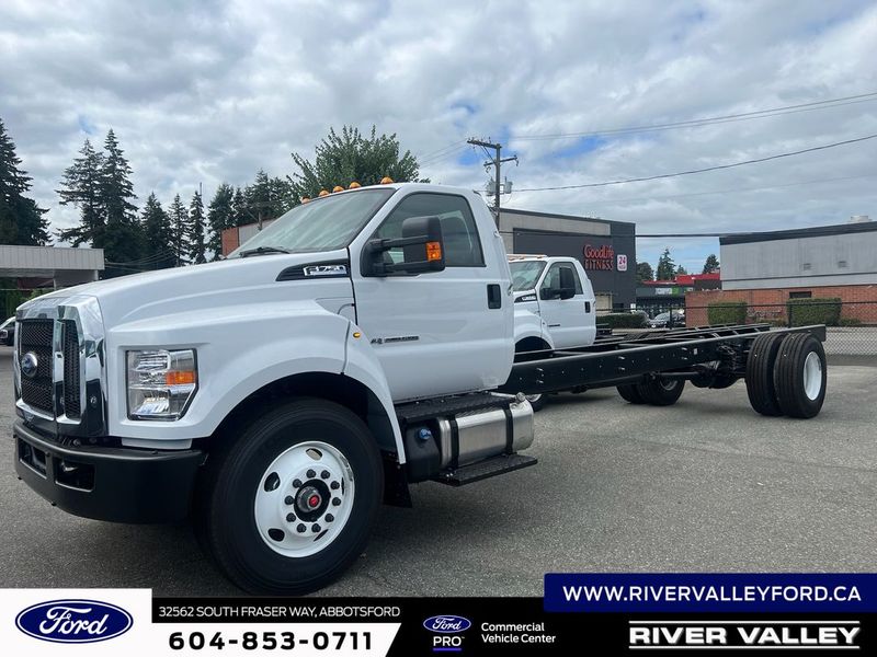 2025 Ford F-650 F-750