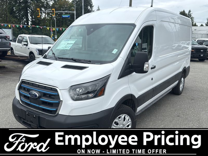 2025 Ford E-Transit