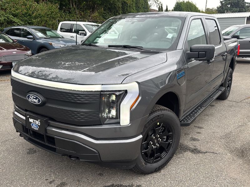 2025 Ford F-150 Lightning