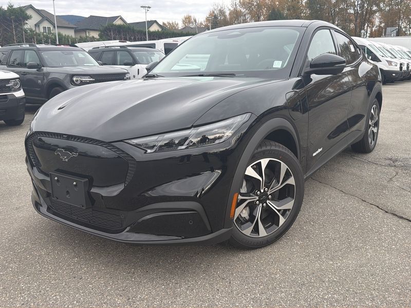 2025 Ford Mustang Mach-E
