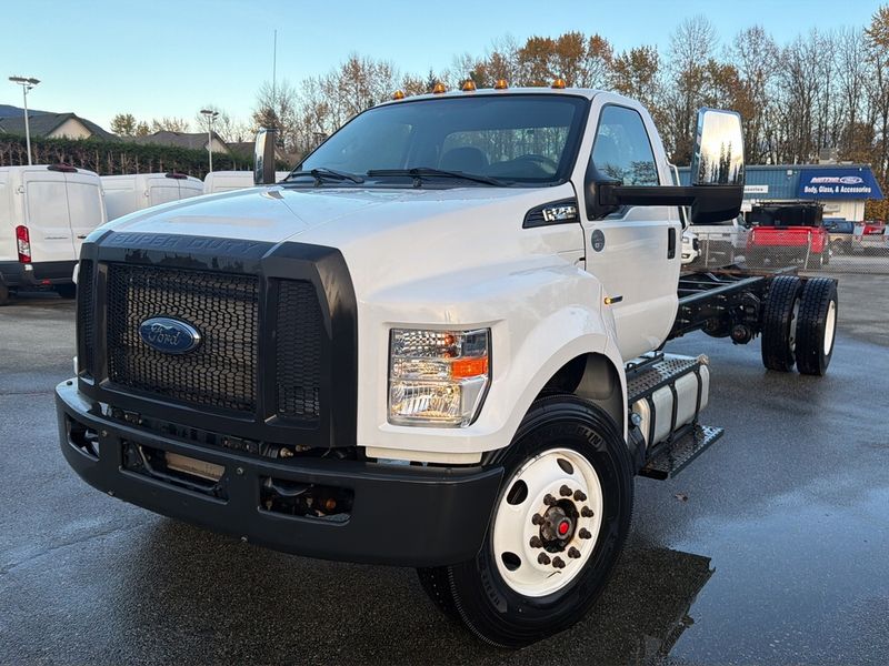 2021 Ford Super Duty F-750 Straight Frame