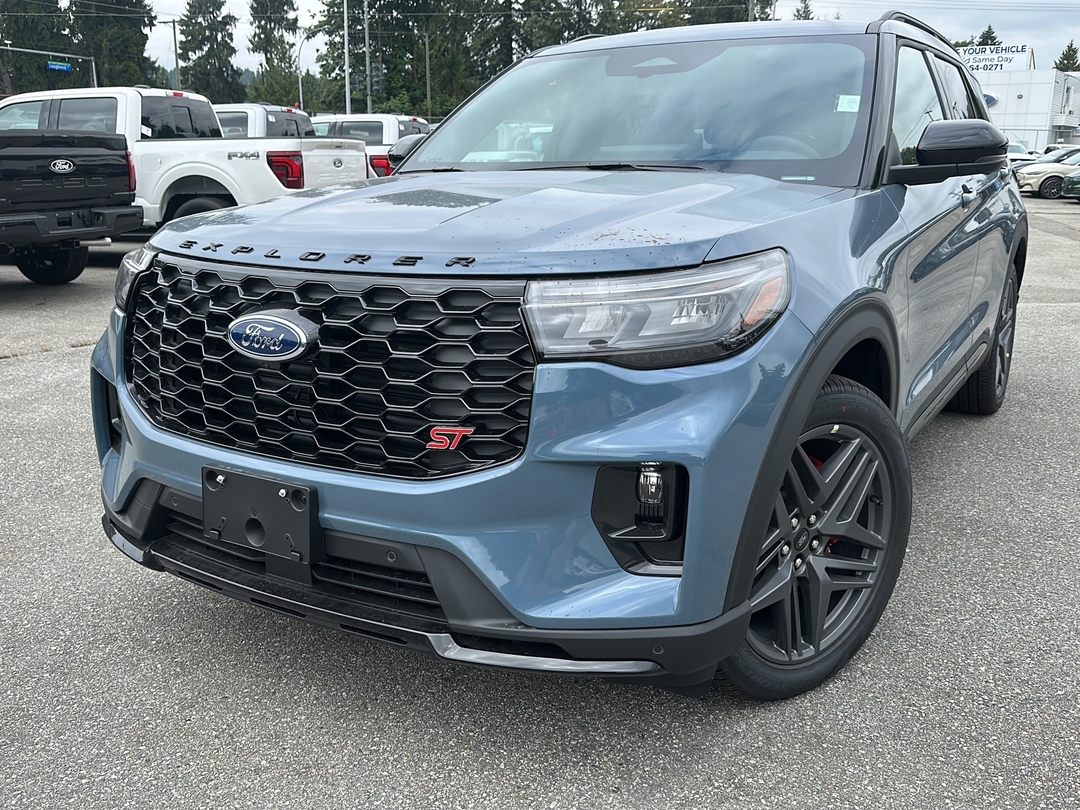 2026 Ford Explorer St (photo 1 of 20)