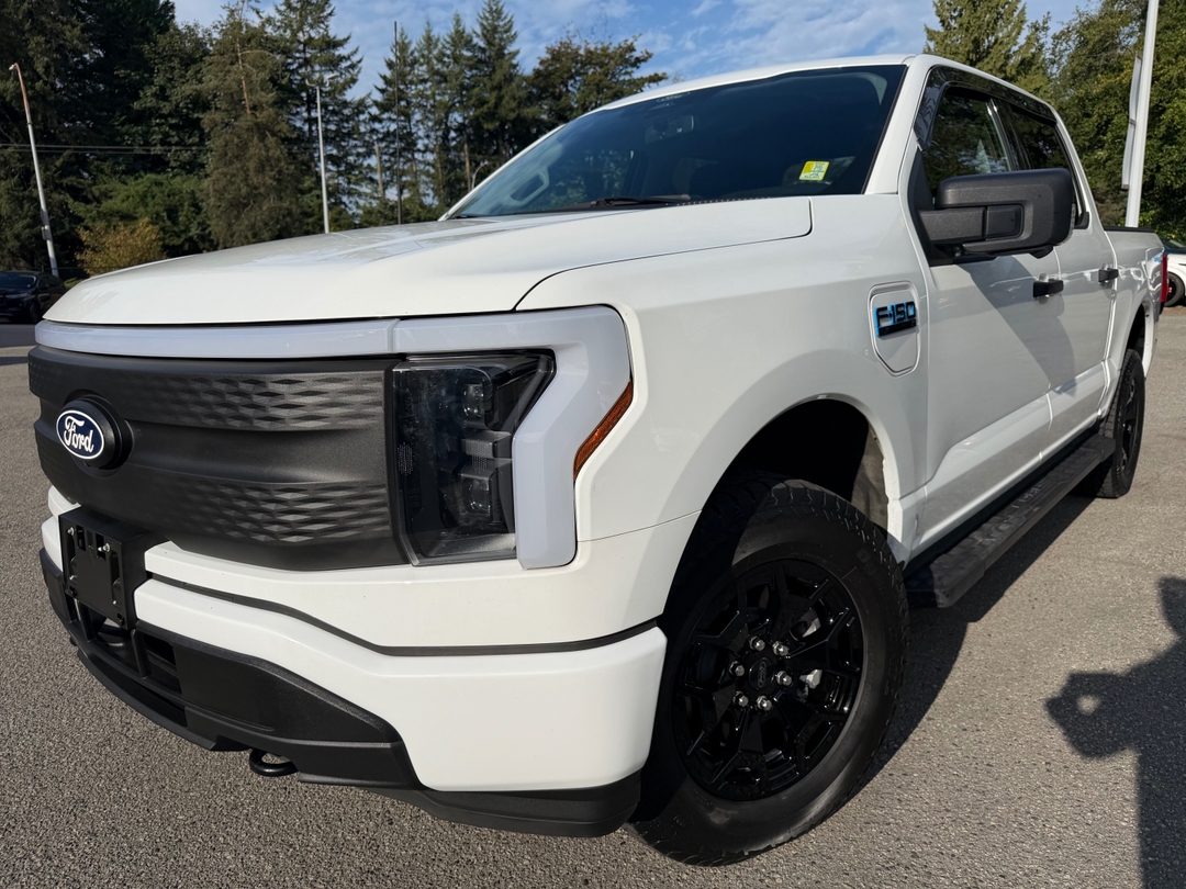 2025 Ford F-150 lightning Xlt (photo 1 of 20)