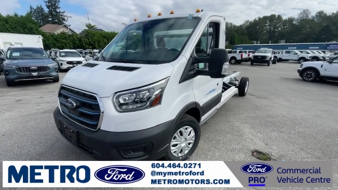 2023 Ford E-transit cutaway