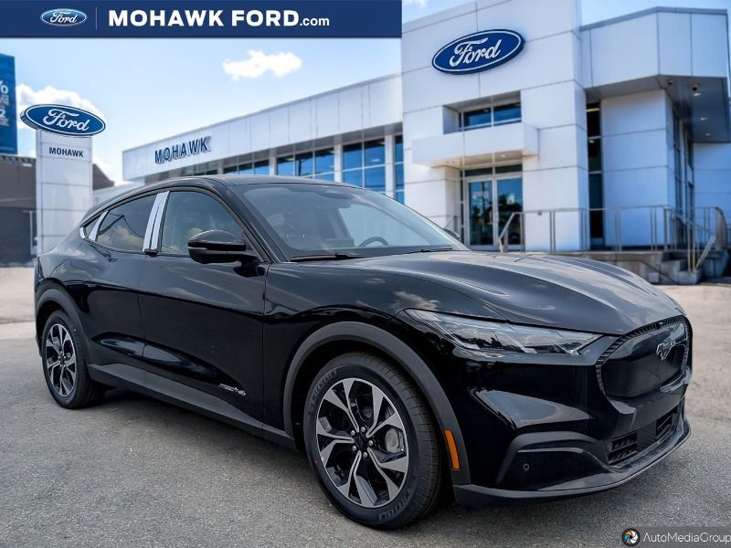 2025 Ford Mustang Mach-E