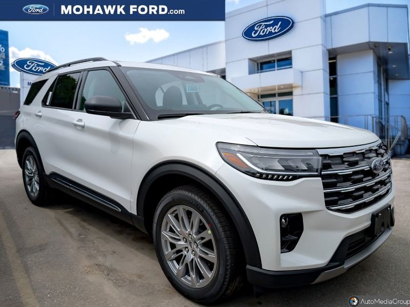 2025 Ford Explorer
