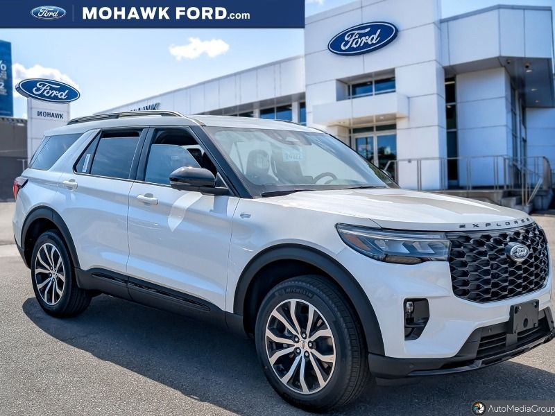 2025 Ford Explorer