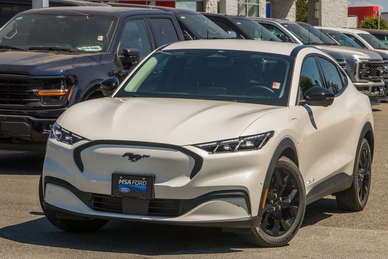 2024 Ford Mustang Mach-E