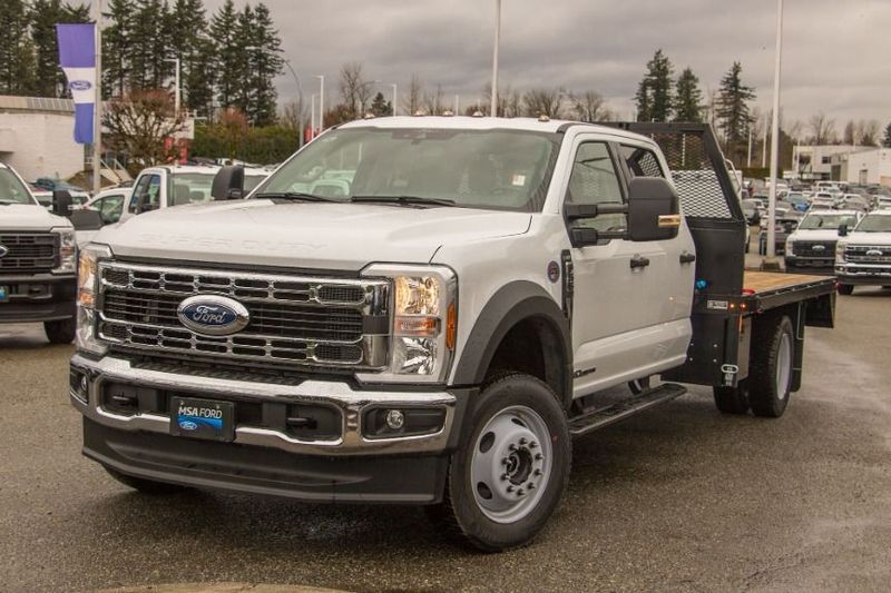 2024 Ford Chassis Cab