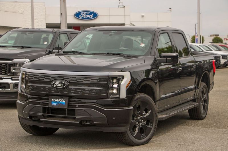 2025 Ford F-150 Lightning
