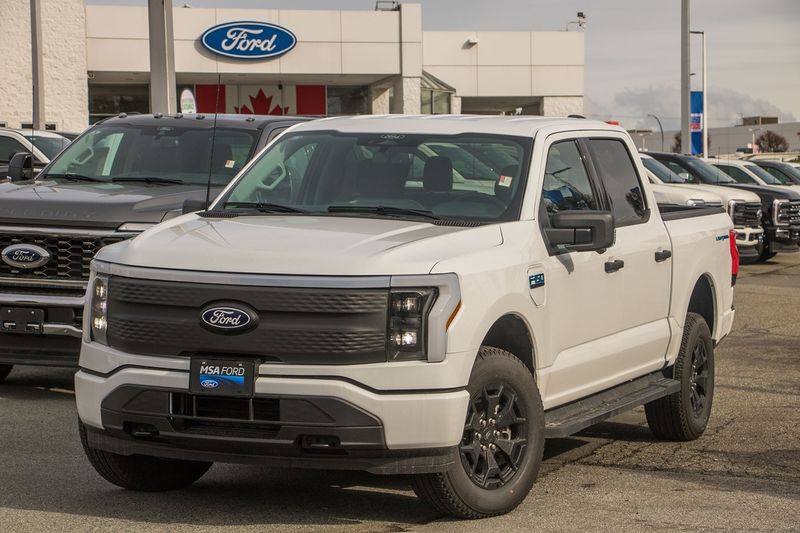2025 Ford F-150 Lightning