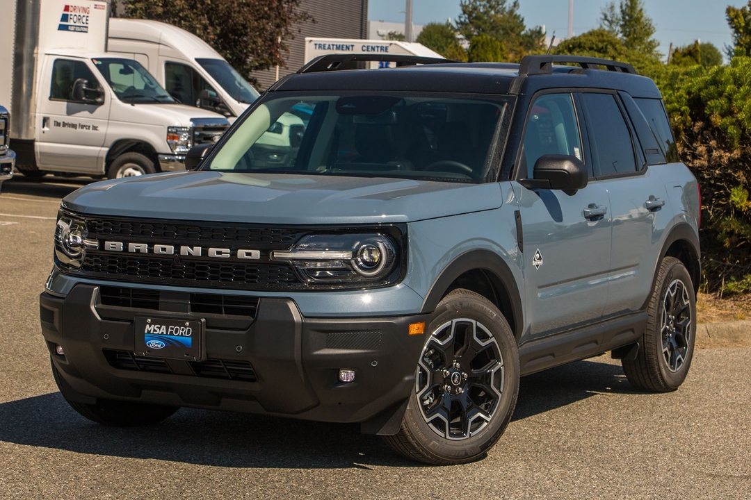 Blue (Azure Gray Metallic Tricoat) 2026 Ford Bronco Sport SUV / Crossover All-Wheel Drive 8-Speed Automatic