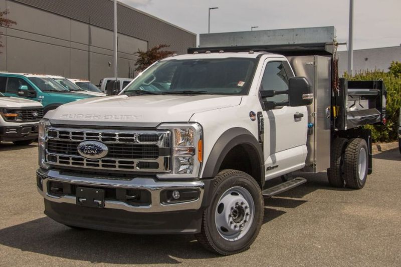 2023 Ford Chassis Cab