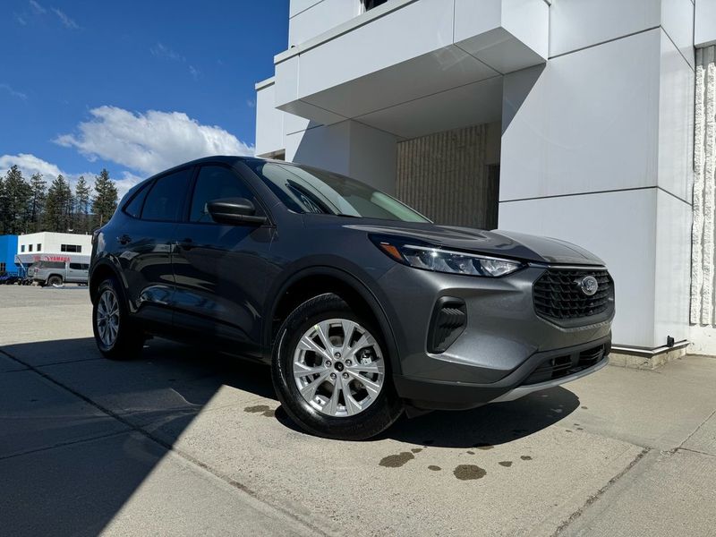 2025 Ford Escape
