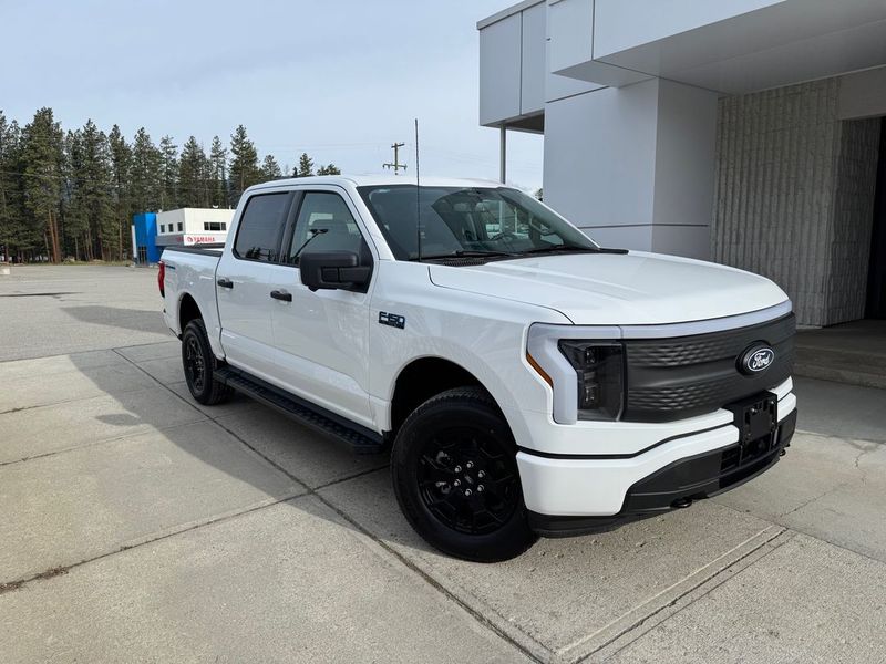 2025 Ford F-150 Lightning
