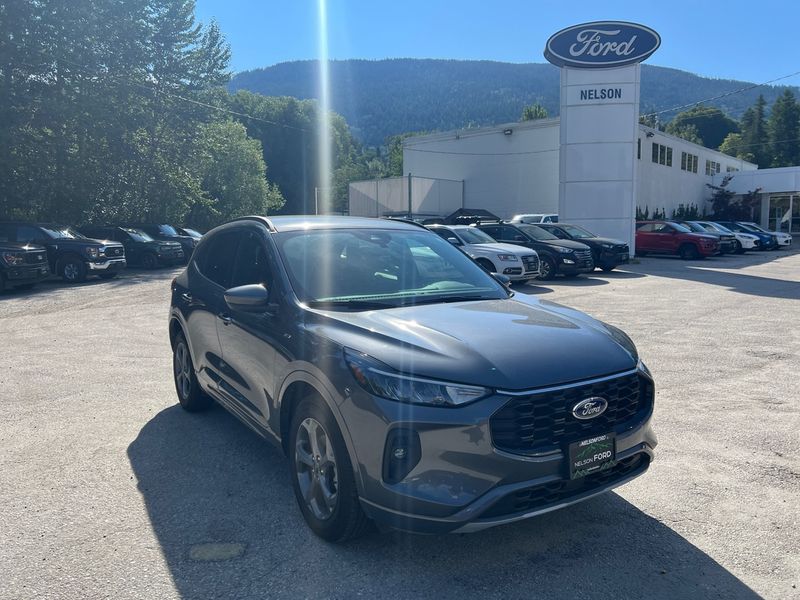 2023 Ford Escape