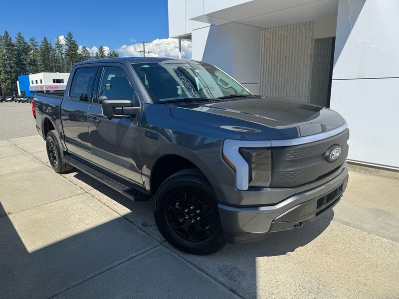 2025 Ford F-150 Lightning