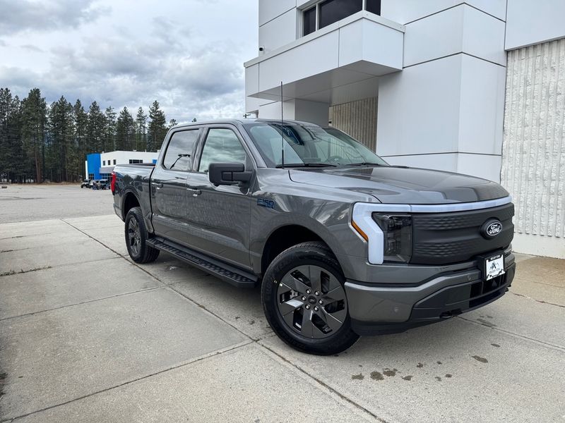 2025 Ford F-150 Lightning