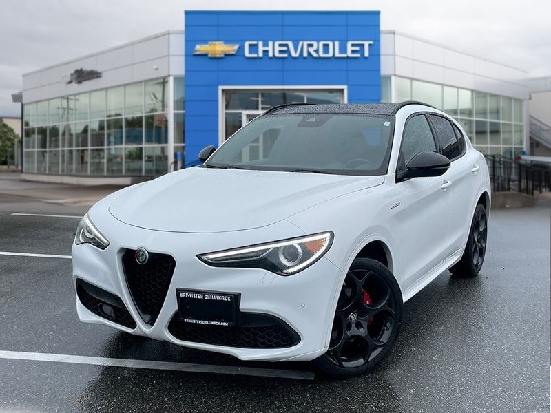 2022 Alfa Romeo Stelvio