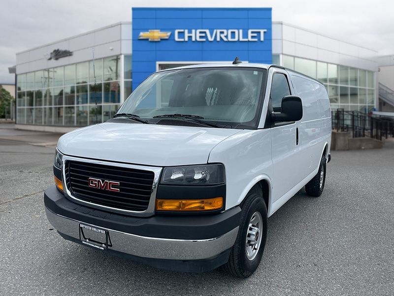 2023 GMC Savana Cargo Van
