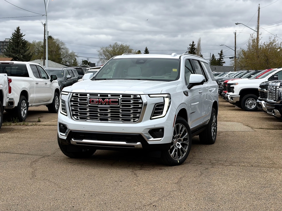 Glacier White Tricoat 2026 GMC Yukon SUV / Crossover Four-Wheel Drive Automatic