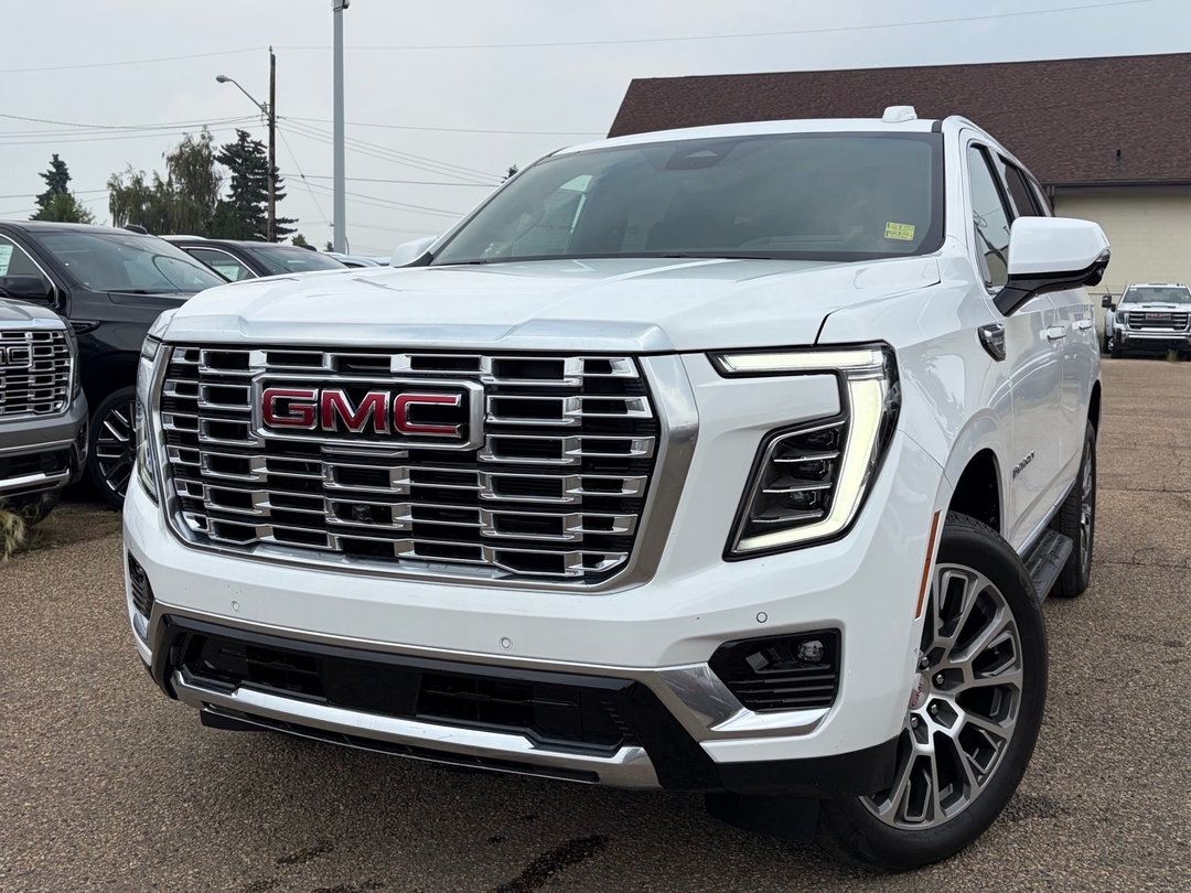 Summit White 2026 GMC Yukon SUV / Crossover Four-Wheel Drive Automatic