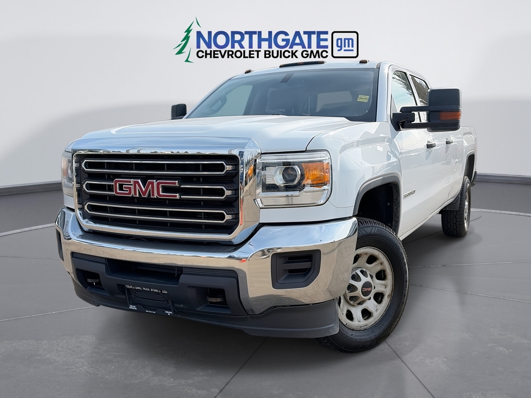 White 2015 GMC Sierra 3500HD Pickup Truck Four-Wheel Drive 6-Speed Automatic