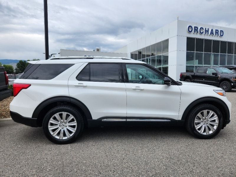 2021 Ford Explorer