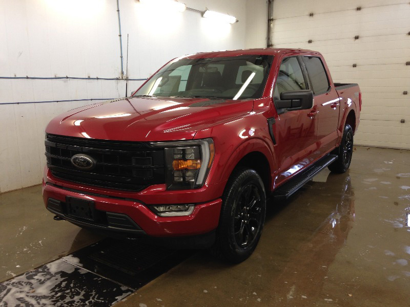 New 2022 Ford F150 XLT B80262 Altona, MB Rhineland Car Co. Ltd.